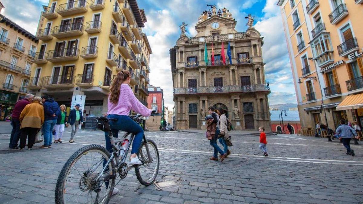Pamplona es una de las ciudades más buscadas por los turistas nacionales para sus vacaciones de julio