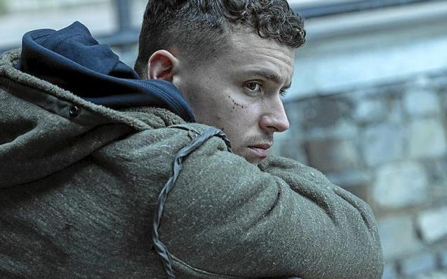 El actor Arón Piper, en una escena de ‘El silencio’.