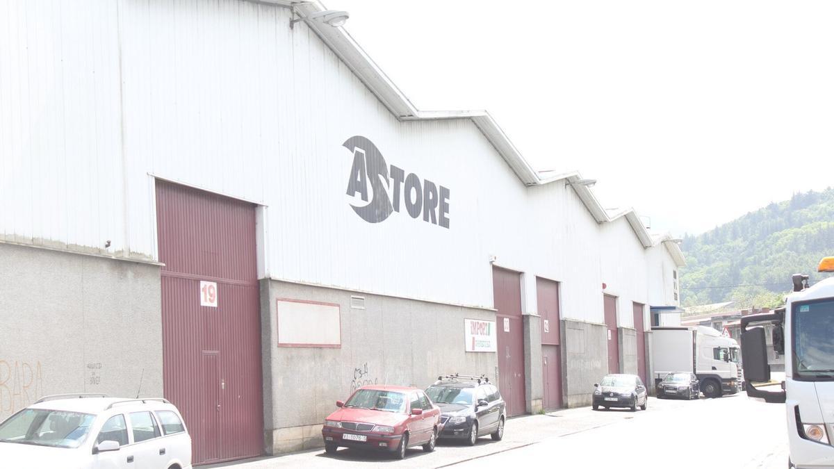 Exterior de un antiguo pabellón de Astore.