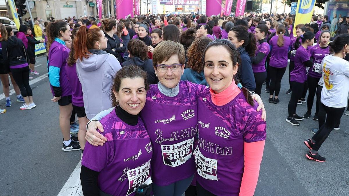 Cristina, Amelia y Sara, antes de la salida de la Lilatón.