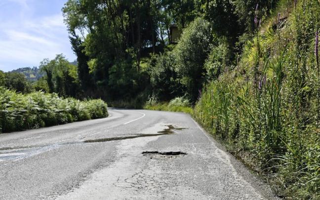 Denuncian la falta de mantenimiento de la carretera