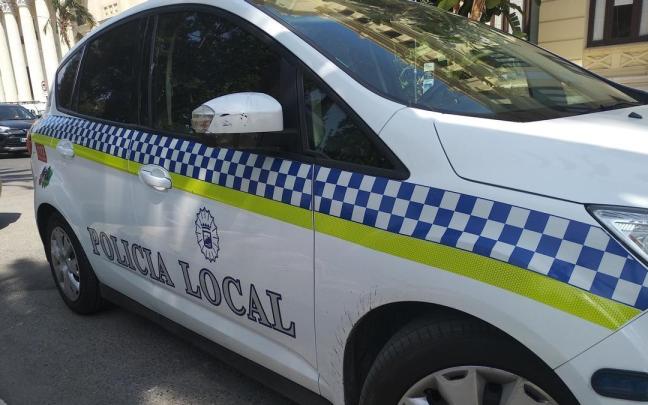 Imagen de archivo de un vehículo de la Policía Local de Málaga.