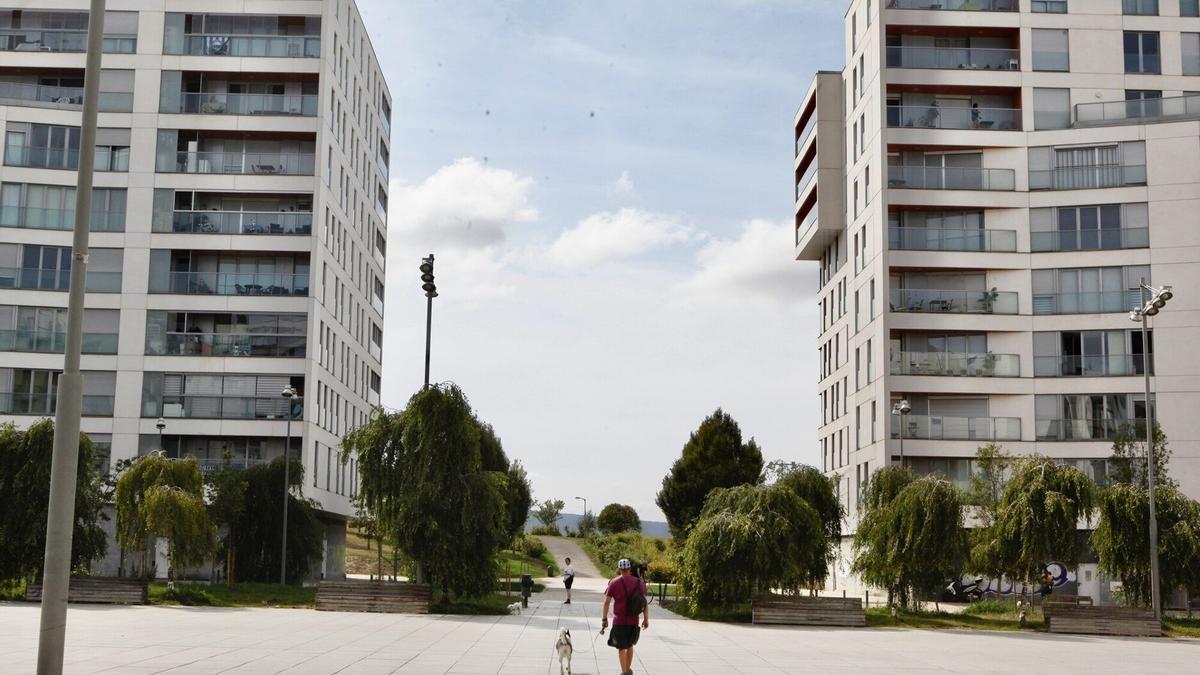 Los elevados precios del mercado, la precariedad laboral y los bajos salarios dificultan el acceso a la vivienda.