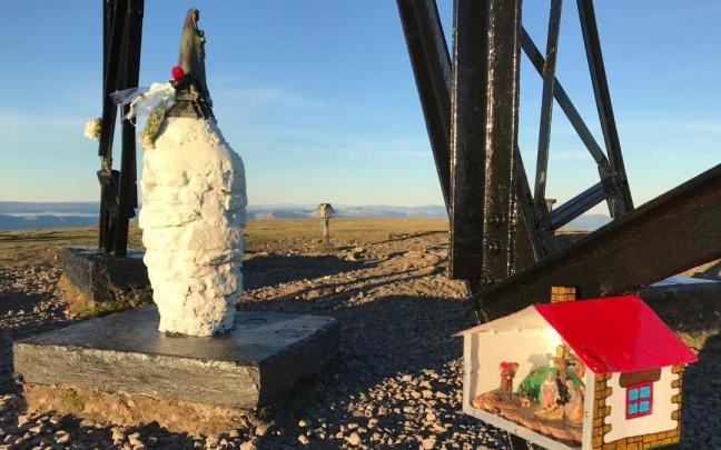 El belén montañero de la Cruz de Gorbeia será instalado a las 12.00 horas de este domingo