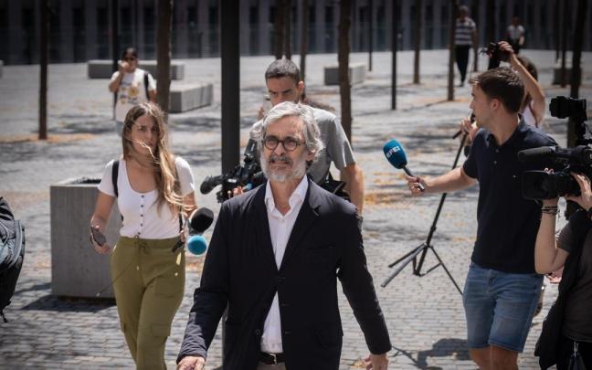 El abogado de Dani Alves, Cristóbal Martell Pérez-Alcalde, a su salida del Juzgado de Instrucción 15 de Barcelona.