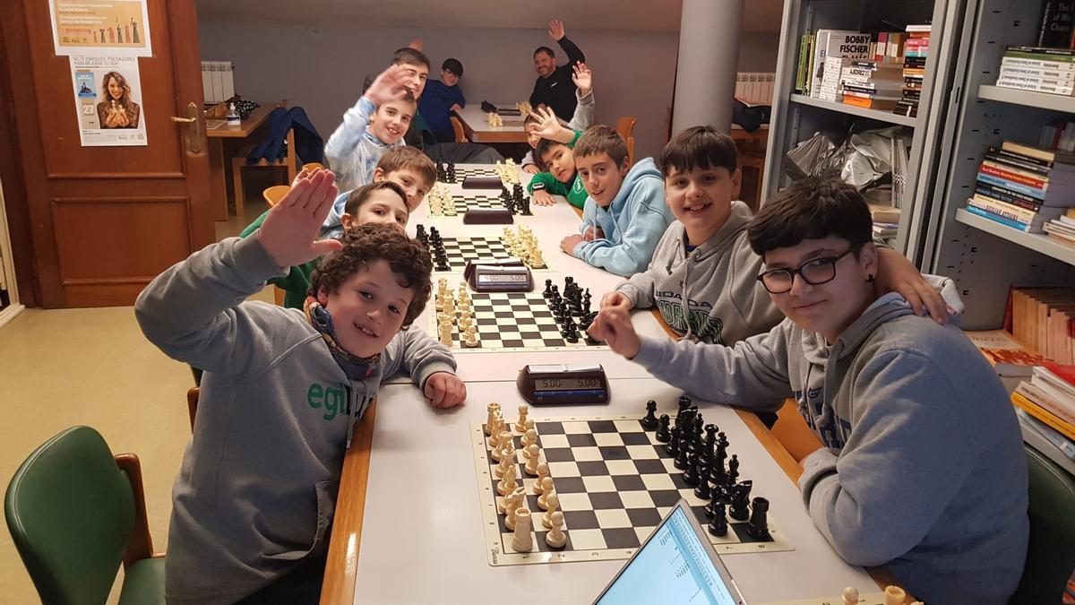 Alumnos de la Xake Eskola de Marlaxka el pasado curso.