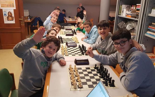 Alumnos de la Xake Eskola de Marlaxka el pasado curso.