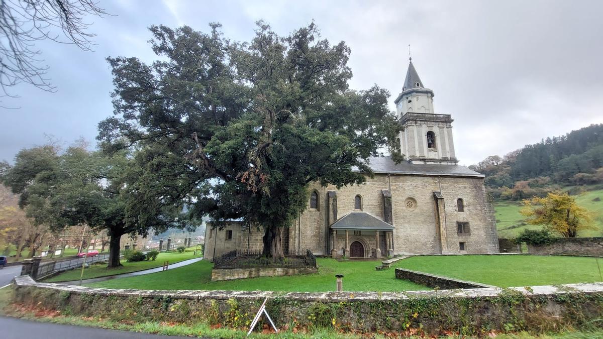 El santuario de La Encina en Artziniega