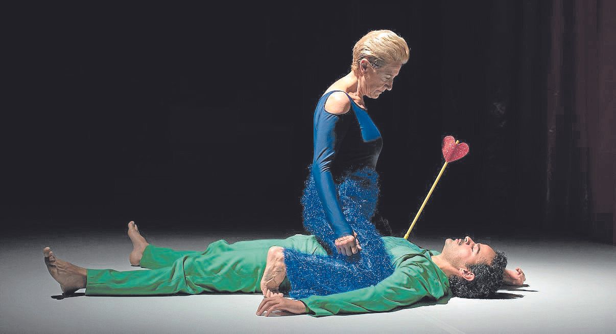 Panorama garaikidean hain ohikoa ez den garrantzia ematen diote koloreari.