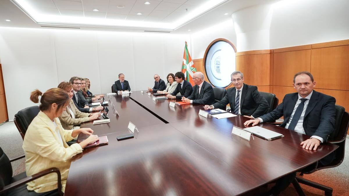 El Consejo Vasco de Finanzas Públicas (CVFP) en una pasada reunión.