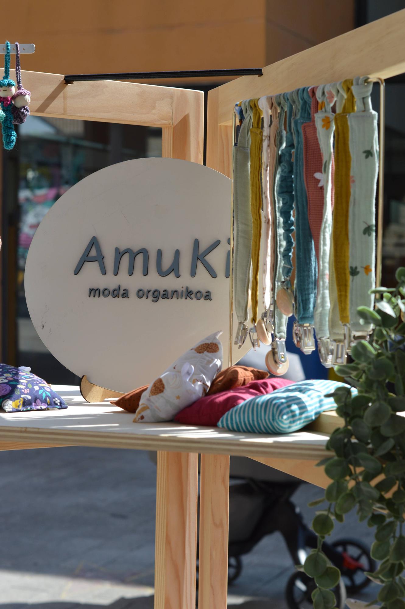 Los productos de AmuKi están hechos con tejidos orgánicos.