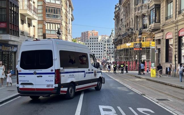 Vehículo de la Ertzaintza.
