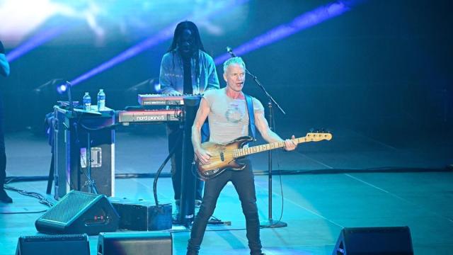 Gordon Matthew Thomas Sumner, conocido artísticamente como Sting, durante un concierto en Madrid en 2023.