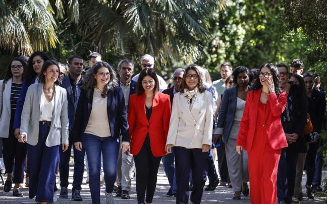 Irene Montero, Mónica Oltra, Sira Rego y la primera dama de Brasil, Rosângela 'Janja' da Silva, en Valencia.