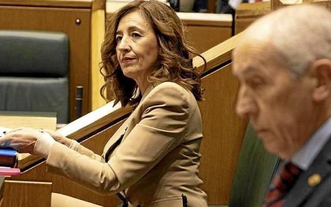 La consejera de Autogobierno, durante un pleno reciente. | FOTO: E. P. La consejera de Autogobierno, durante un pleno reciente. | FOTO: E. P.