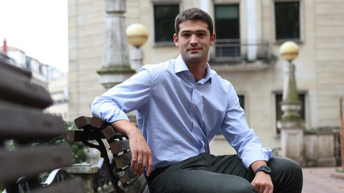 Joseba Díez Antxustegi, portavoz parlamentario del PNV y burukide del EBB.