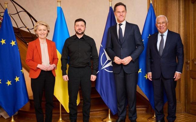 Von der Leyen, Costa y Rutte arropan a Zelenski en su visita a Bruselas.
