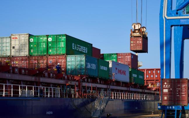 Contenedores en el Puerto de Bilbao.