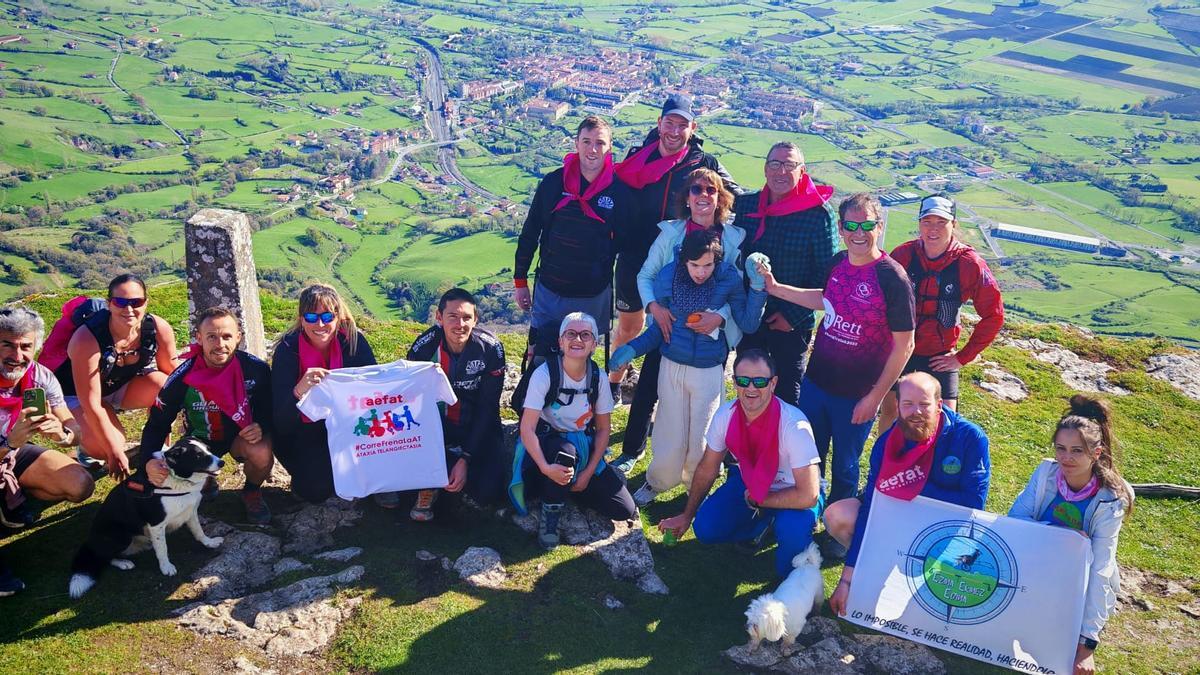Reto conseguido, estamos en la cima del Txarlazo