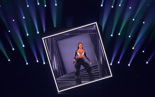 Noa Kirel, la última representante de Israelen Eurovisión, durante su actuación el año pasado.