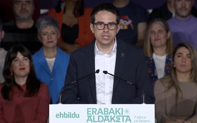 Pello Otxandiano, en el acto celebrado por EH Bildu este sábado en Vitoria-Gasteiz.