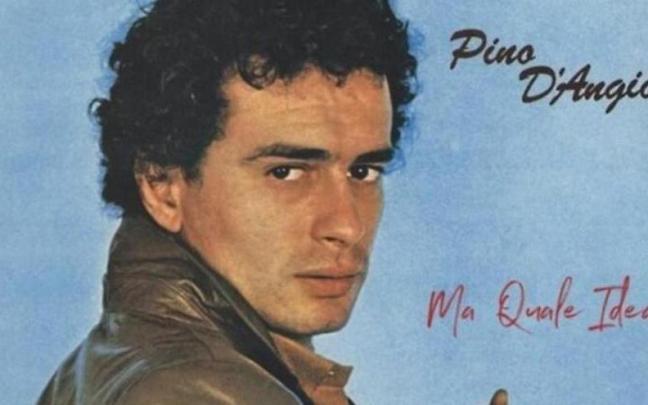 El cantante italiano Pino D'Angiò en la portada de uno de sus discos.