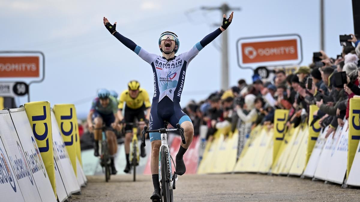 Lenny Martinez, victorioso.