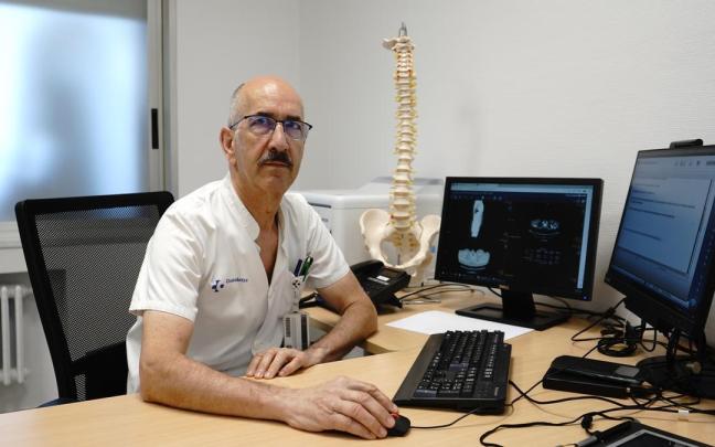 Javier González Acha.