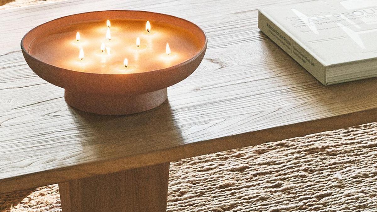 Mesa de centro de madera de olmo