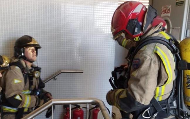 bomberos de la región de Murcia durante un operativo