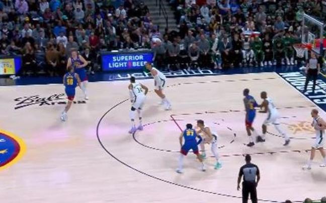 Imagen del encuentro entre los Nuggets y los Bucks. Imagen del encuentro entre los Nuggets y los Bucks.