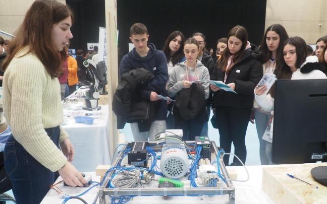 La iniciativa tiene como objeto atraer a la mujer a la actividad industrial, campo en el que se trabaja desde hace tiempo en ferias y programas de formación.