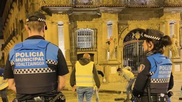 Agentes de la Policía Municipal de Pamplona.