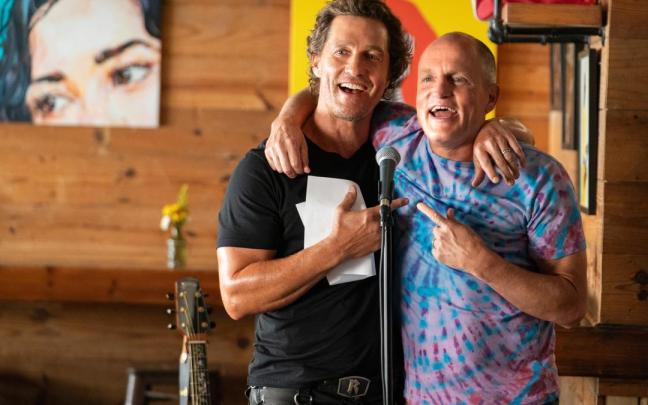 Matthew McConaughey y Woody Harrelson en una imagen de la serie ‘Brothers’