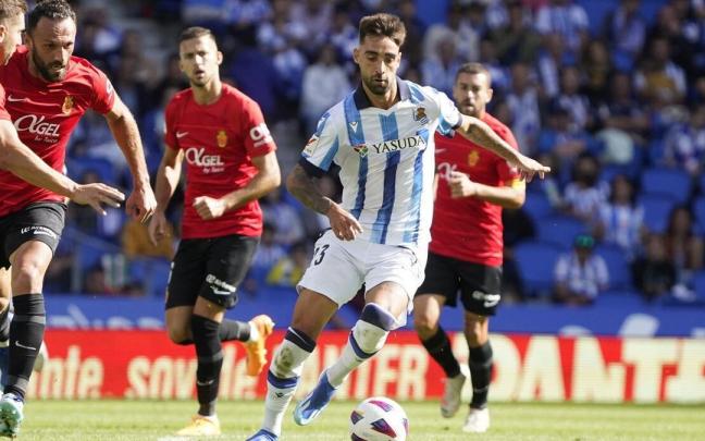 Brais Méndez, en un partido ante el Mallorca esta temporada. / RUBEN PLAZA