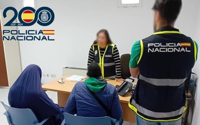Los padres de la menor tras su detención. / Policía Nacional Los padres de la menor tras su detención.