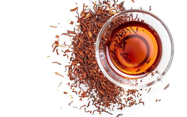 El rooibos sirve para relajarse, mejorar la digestión, combatir el insomnio y reforzar el sistema inmunológico
