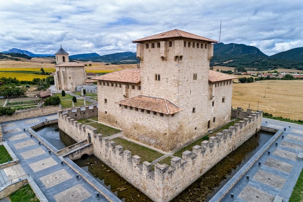 Torre de los Varona en Villanañe