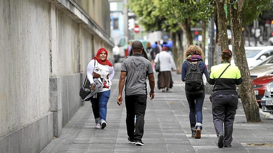 En la península la migración permanente se mantiene en niveles históricamente altos.