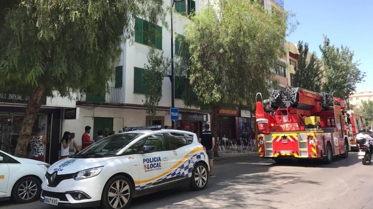 Imagen de archivo de un camión de bomberos en Ibiza.