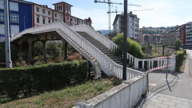 El puente, en vísperas de que lo echaran.