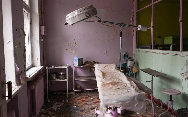 Hospital destruido en Limán, en el oblast de Donetsk. Hospital destruido en Limán, en el oblast de Donetsk.