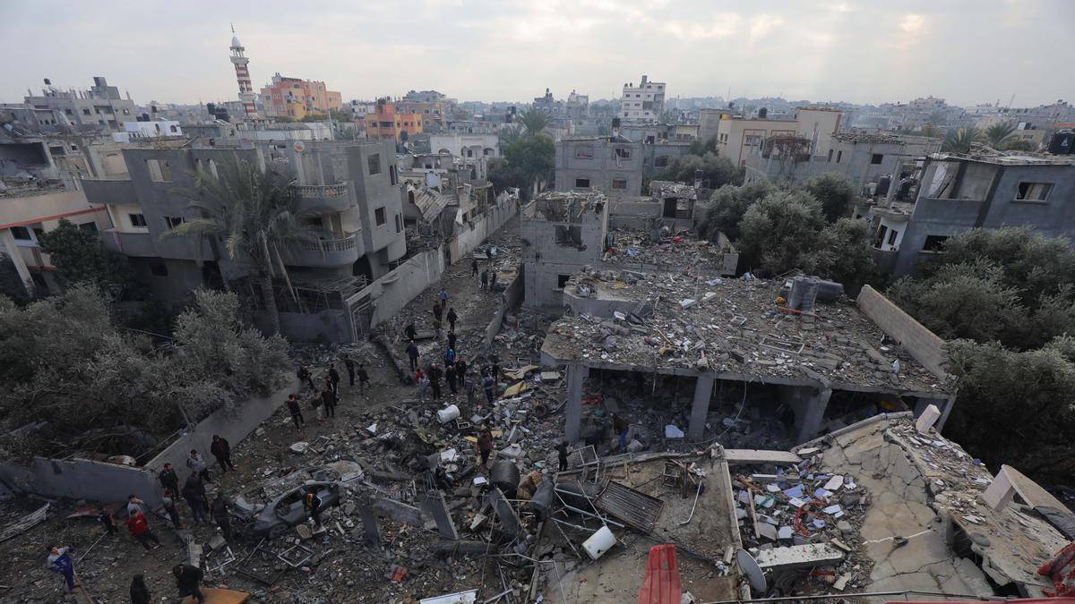 Imagen de archivo de edificios destruidos tras un bombardeo del Ejército de Israel en la Franja de Gaza.