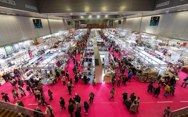 Tendencias Creativas eskulan eta sormen azokak 16.070 bisitari izan ditu Barakaldoko BECen.