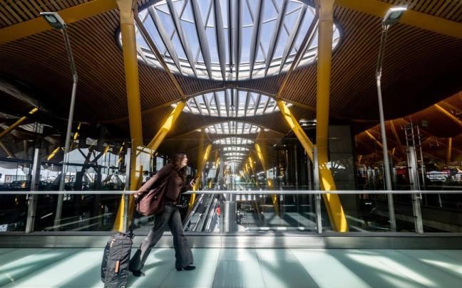 AESA recomienda a las aerolíneas no operar dentro del espacio aéreo afectado.