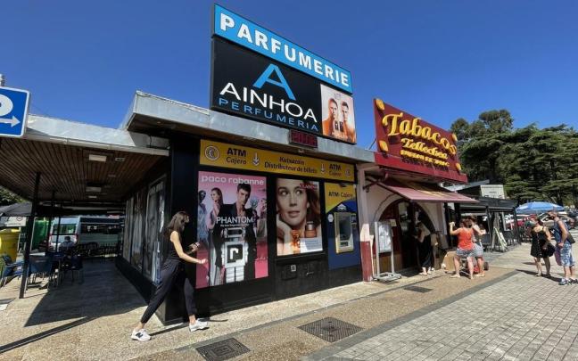 Zona comercial de Behobia