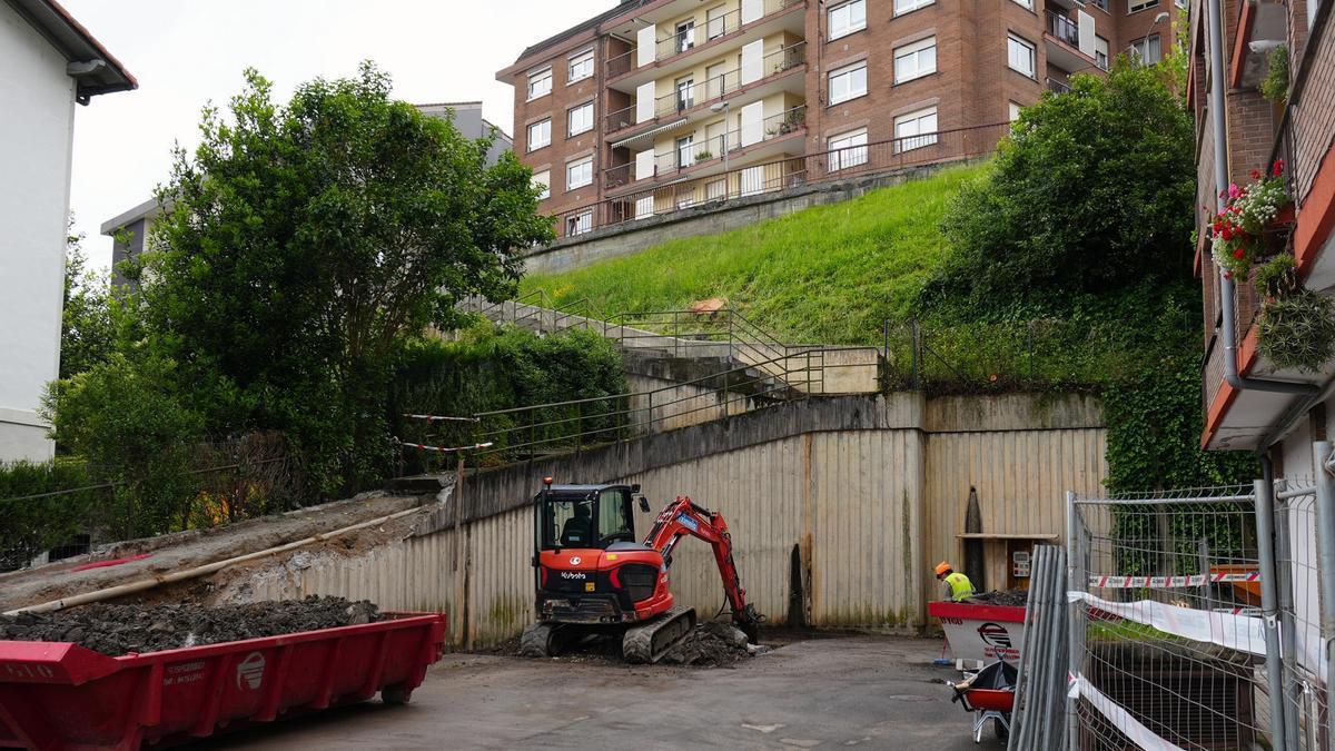 Obras del ascensor a Goikale