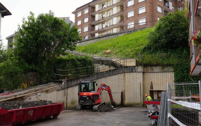 Obras del ascensor a Goikale