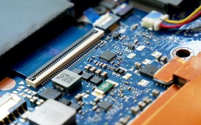 El CdR pretende que la iniciativa acompañe la implementación de la recién aprobada Ley Europea de Chips, con la que la UE busca duplicar su producción de semiconductores