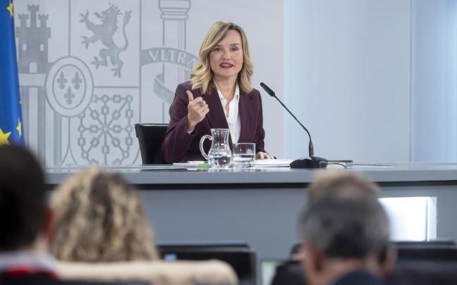 Pilar Alegría, durante la rueda de prensa que ha ofrecido este martes.